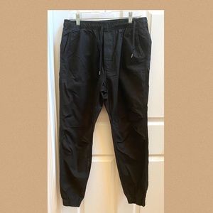 AEO Next Level Flex Black Khaki Jogger